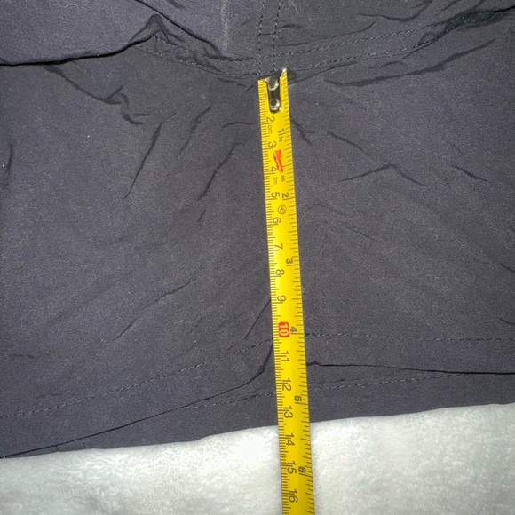 NWOT! Men’s Black Patagonia Swim Trunks - Picture 8 of 8